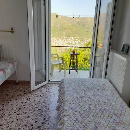 Vacation House Dionysia Semesterbostad